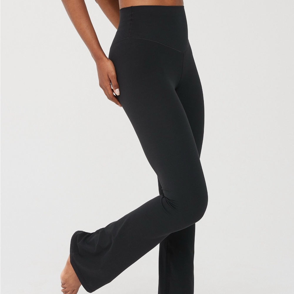 OFFLINE by Aerie Real Me Xtra Bootcut Leggings